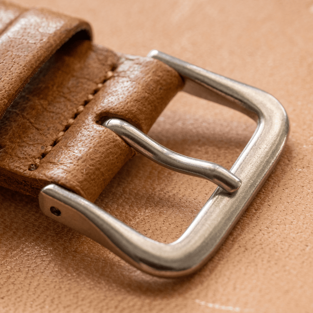 Accurate Form Classic 1940s Buckle - Time Curated