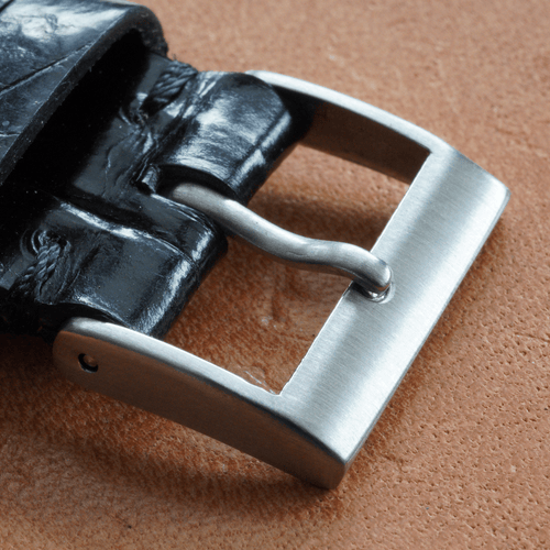 Accurate Form Classic 1950s Buckle - Time Curated